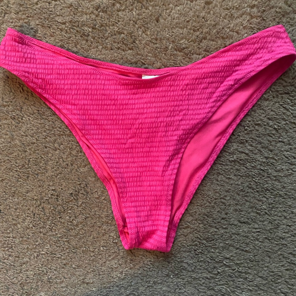 5 bikini bottom bundle 👙 - Picture 3 of 7